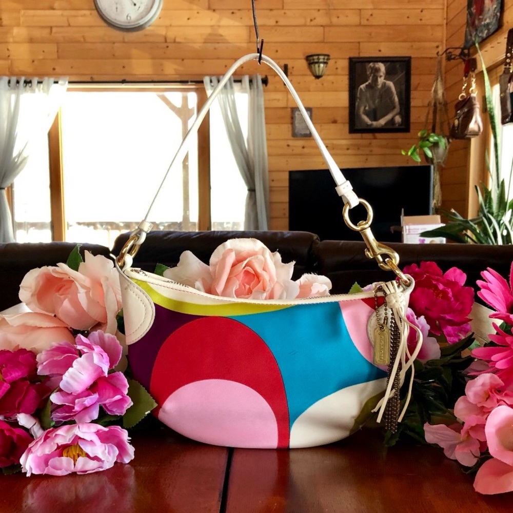 COACH Unique and Rare Bag. GORGEOUS!!! WOW!!